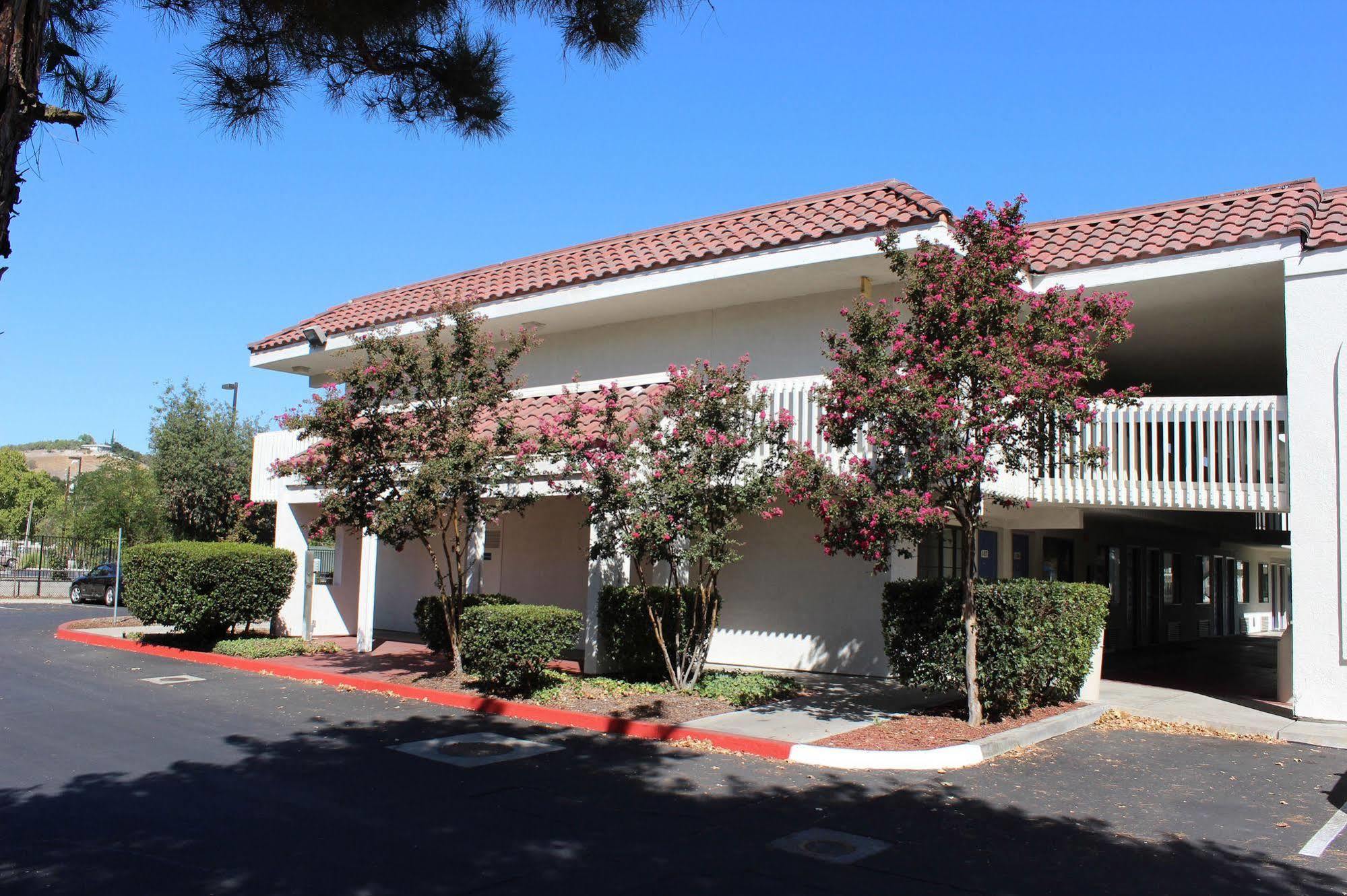 Motel 6-Paso Robles, Ca Eksteriør billede
