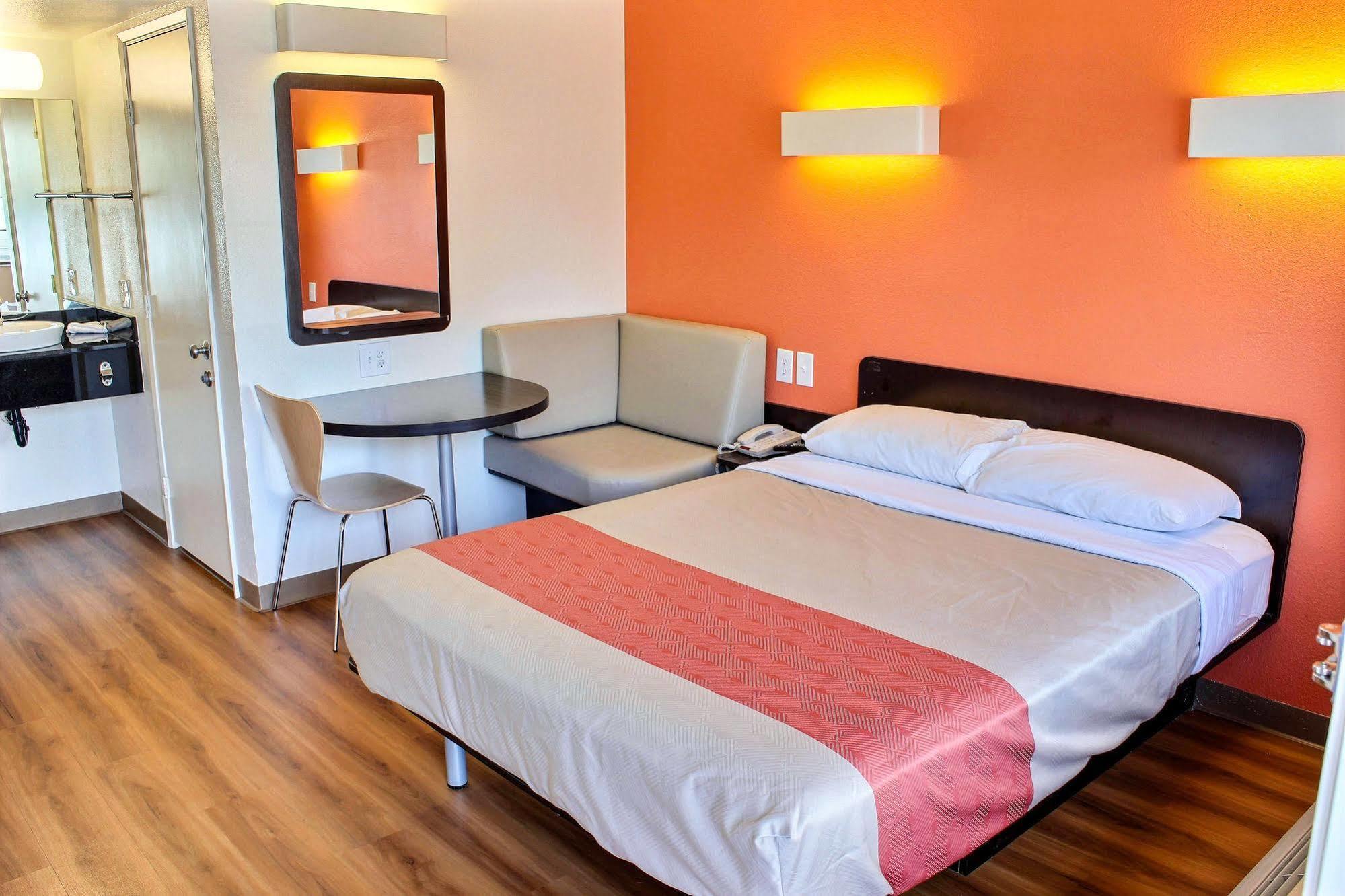 Motel 6-Paso Robles, Ca Eksteriør billede