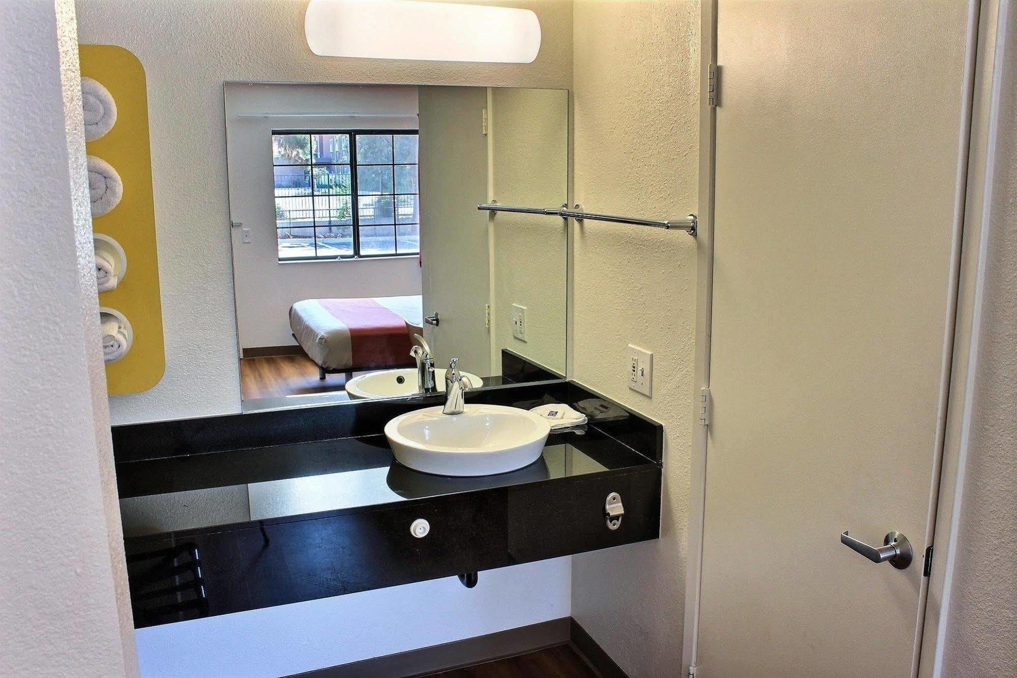Motel 6-Paso Robles, Ca Eksteriør billede