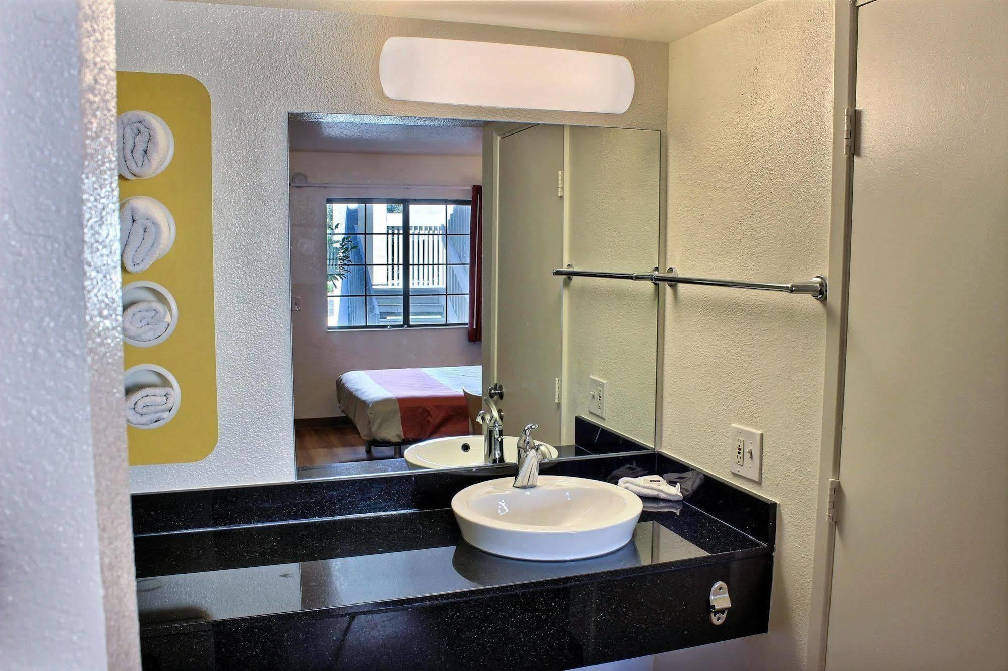 Motel 6-Paso Robles, Ca Eksteriør billede