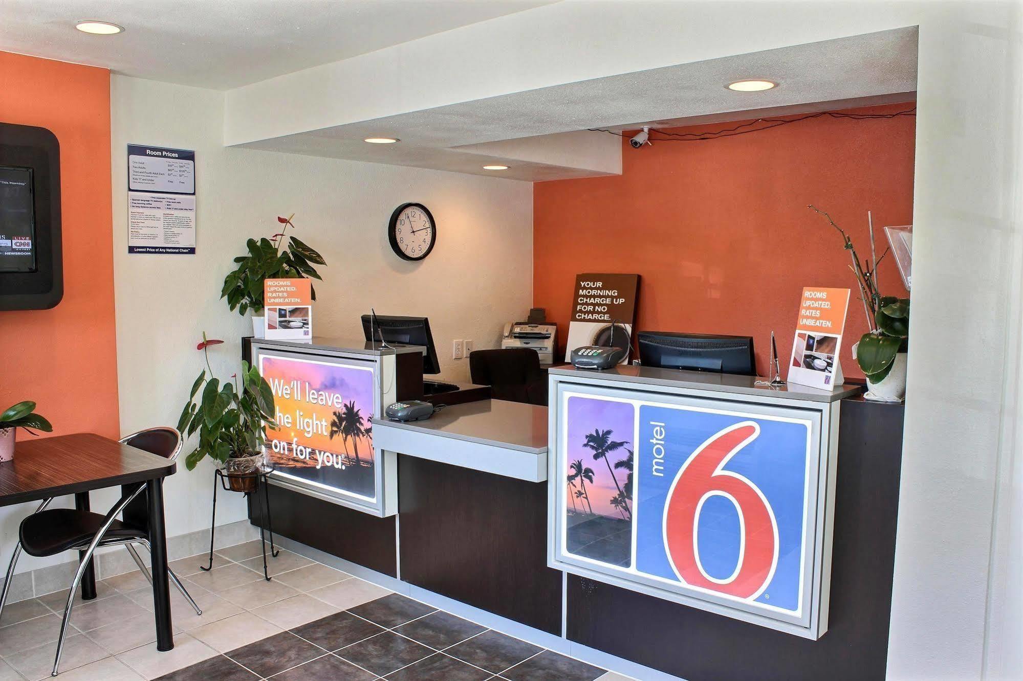 Motel 6-Paso Robles, Ca Eksteriør billede