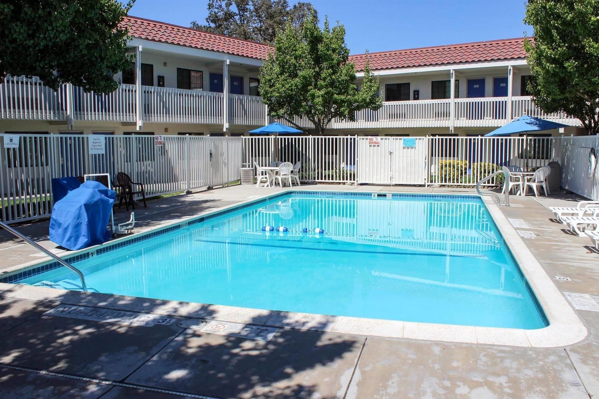 Motel 6-Paso Robles, Ca Eksteriør billede